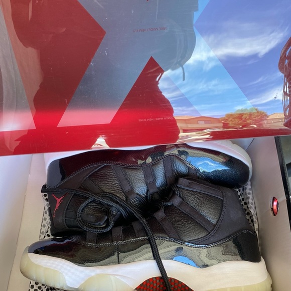 Nike Air Jordan 11 72-10 with matching shirt - Picture 3 of 13